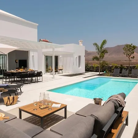 Sunrise By Buenavilla Playa Blanca  Exterior photo