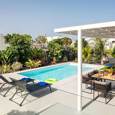 Sunrise By Buenavilla Playa Blanca  Exterior photo
